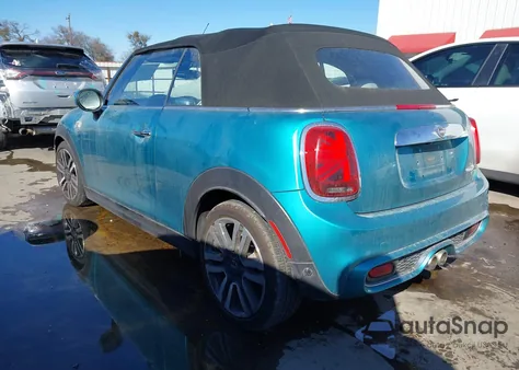 2021 Mini Convertible Cooper S z USA, uszkodzony, nr VIN WMWWJ5C0XM3N21583
